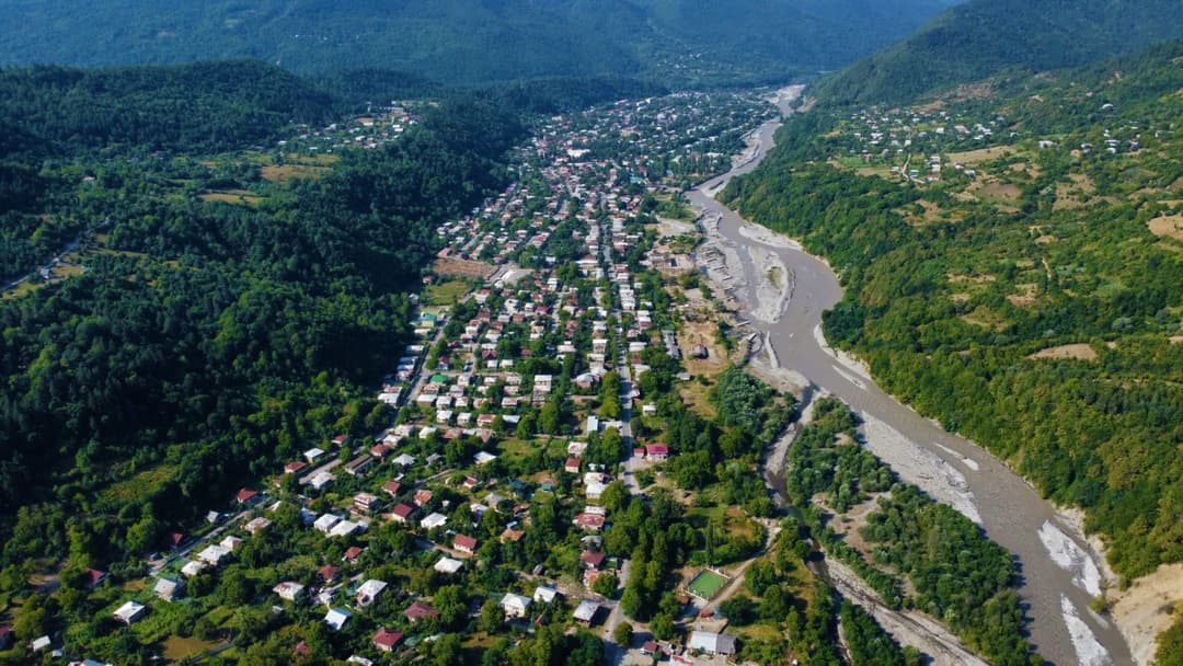 ონის მერია – პროექტის შეფერხების საფრთხე არ არსებობს და ის სრულად ონის მუნიციპალიტეტის მერიის მიერ დაფინანსდება