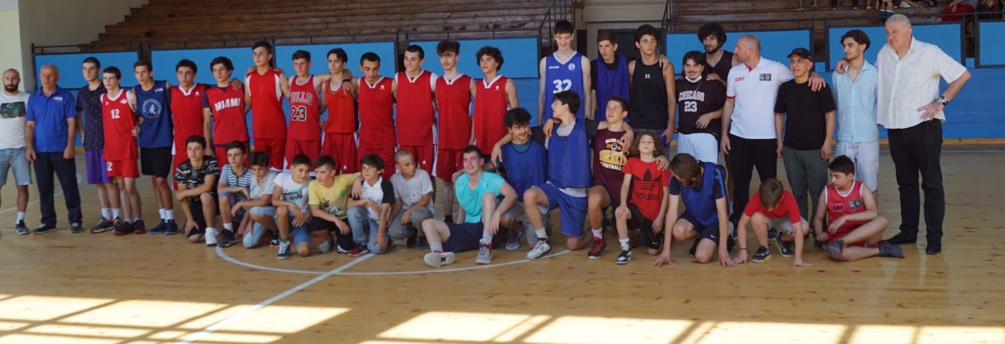 Frontnews image description