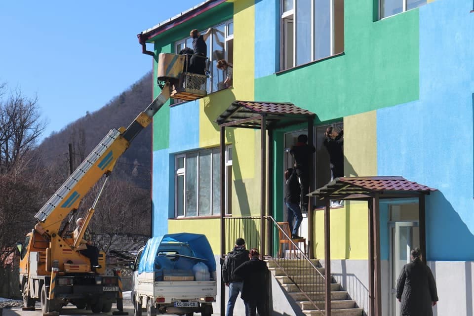 Frontnews image description