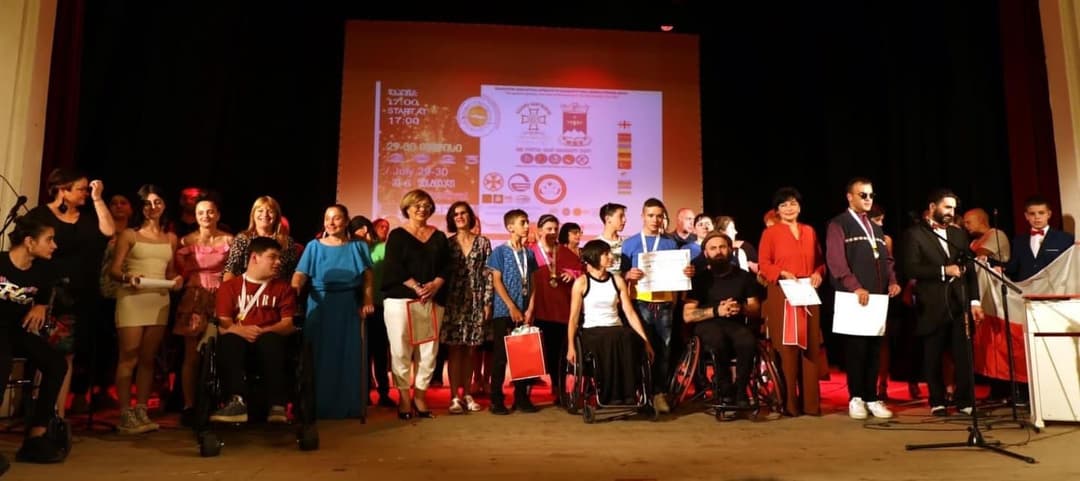 ონში შშმ პირთა სიმღერის, ცეკვისა და ხელოვნების საერთაშორისო ფესტივალი “ივერია ბრილიანტი” ჩატარდა