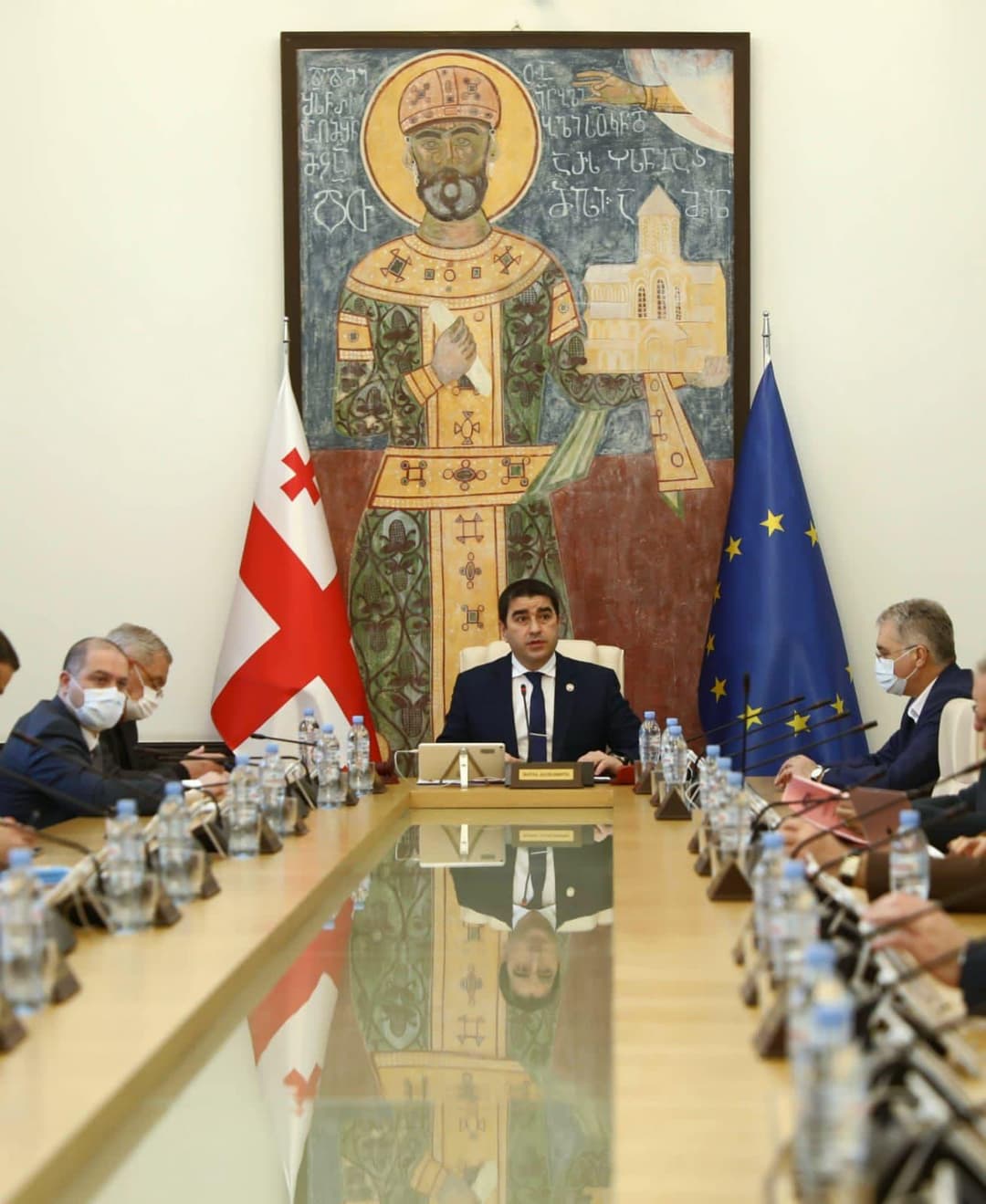 შალვა პაპუაშვილი – თამაზ მეჭიაურს დიდი წვლილი აქვს შეტანილი საპარლამენტო ცხოვრების განვითარებაში