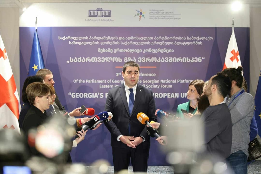 შალვა პაპუაშვილი – დღეს 1%-იანი პარტიები გონორით საუბრობენ, ასეთია “ლელო”