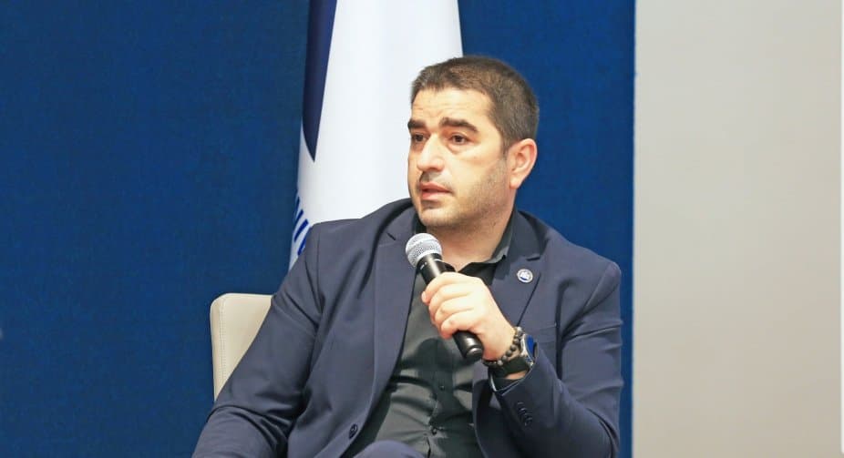 შალვა პაპუაშვილი – აღქმებზე და “იმანამასუთხრაზე” დაფუძნებული დასკვნებით რომ იქნებოდა ეს ანგარიში გაჯერებული, მგონი ეს უკვე არც არავის უკვირს