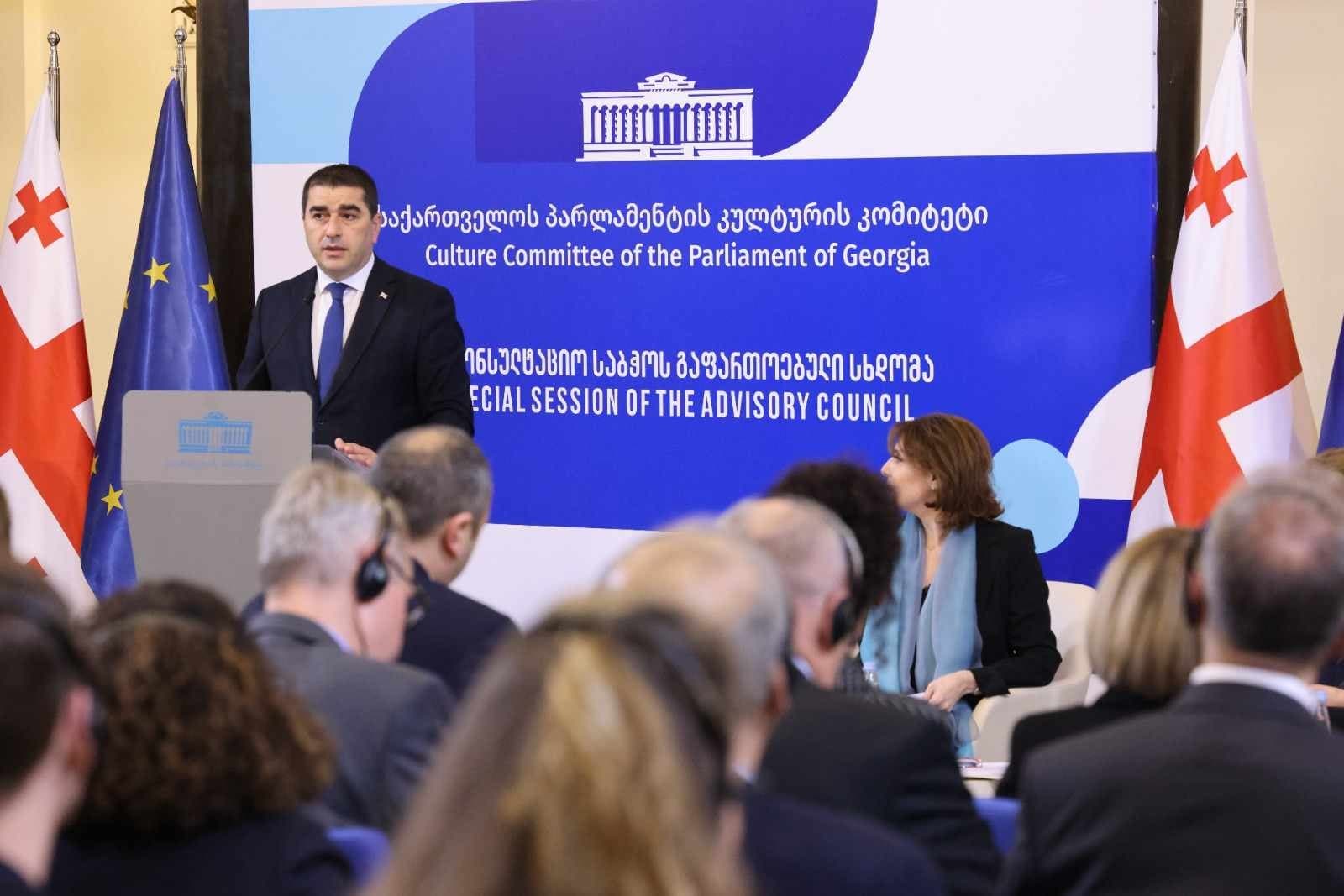 Frontnews image description