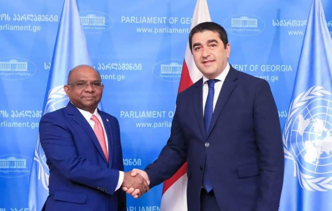 Frontnews image description