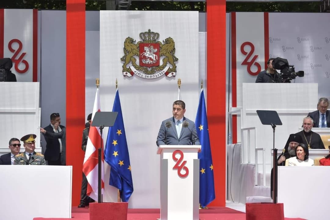 შალვა პაპუაშვილი – ფასი, რომელიც ჩვენმა ქვეყანამ თავისუფლებისთვის და ევროპული მომავლისთვის ბრძოლაში გაიღო ძალიან დიდია და გვჯერა, რომ ევროკავშირი ქართველი ხალხის ამ ძალისხმევას დაინახავს და სათანადოდ დააფასებს