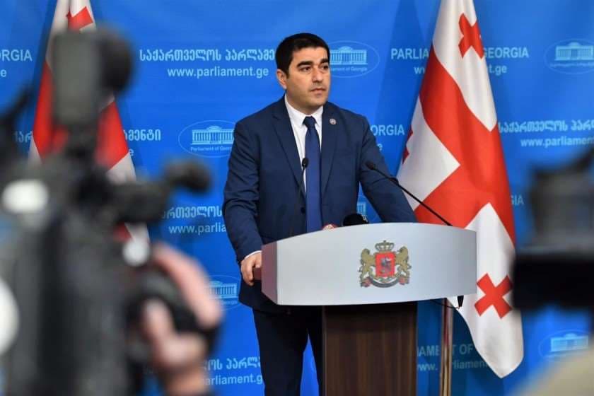 შალვა პაპუაშვილი – სამწუხაროა, რომ კარლ ჰარცელმა ნიკა მელიას პროვოკაცია არ დაგმო