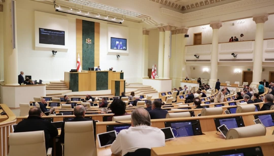 საგამოძიებო კომისიის შექმნაზე დადგენილების პროექტის კენჭისყრისთვის კვორუმი არც დღეს შედგა