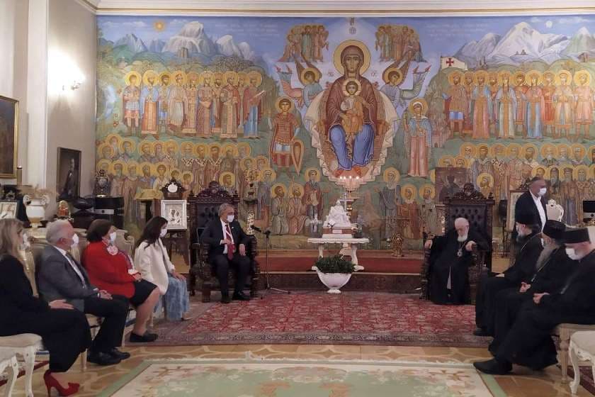 კათოლიკოს-პატრიარქი წითელი ჯვრის პრეზიდენტს შეხვდა