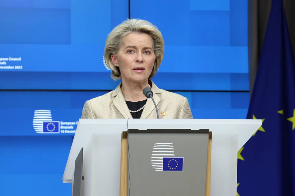 ურსულა ფონ დერ ლაიენი – ღრმა სამძიმარს ვუცხადებ მსხვერპლთა ოჯახებს და მთელ ჩეხ ხალხს, ჩვენ თქვენ გვერდით ვდგავართ