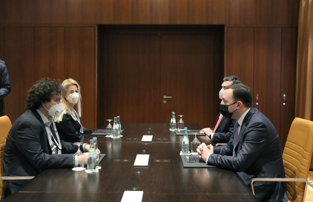 ირაკლი ღარიბაშვილმა და FTX Crypto Derivatives Exchange-ის დამფუძნებელმა სამომავლო პარტნიორობის პერსპექტივები განიხილეს