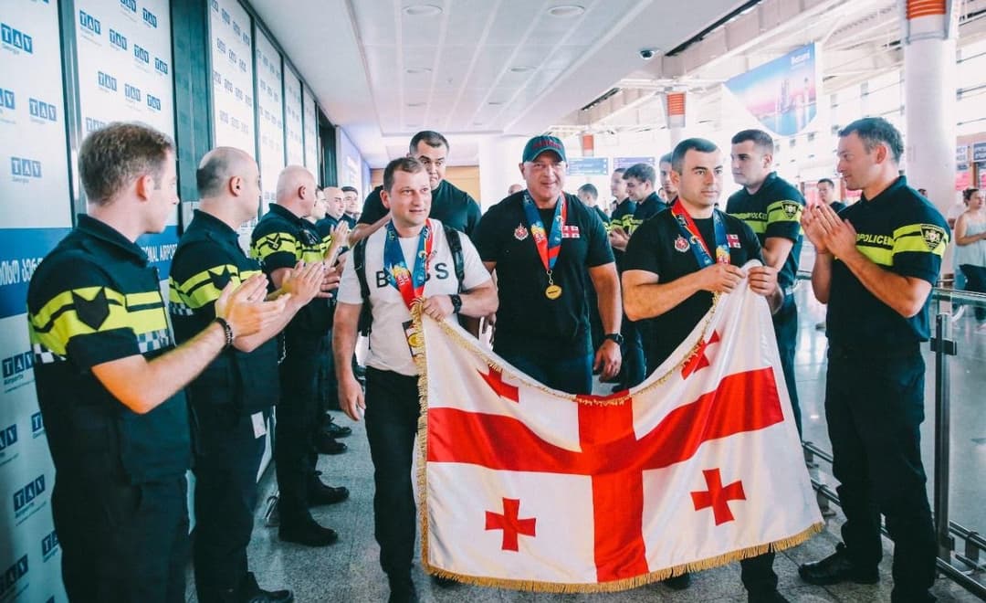 შს მინისტრი პოლიციელთა და მეხანძრეთა მსოფლიო ოლიმპიადაში გამარჯვებულ ქართველ სამართალდამცველებს შეხვდა