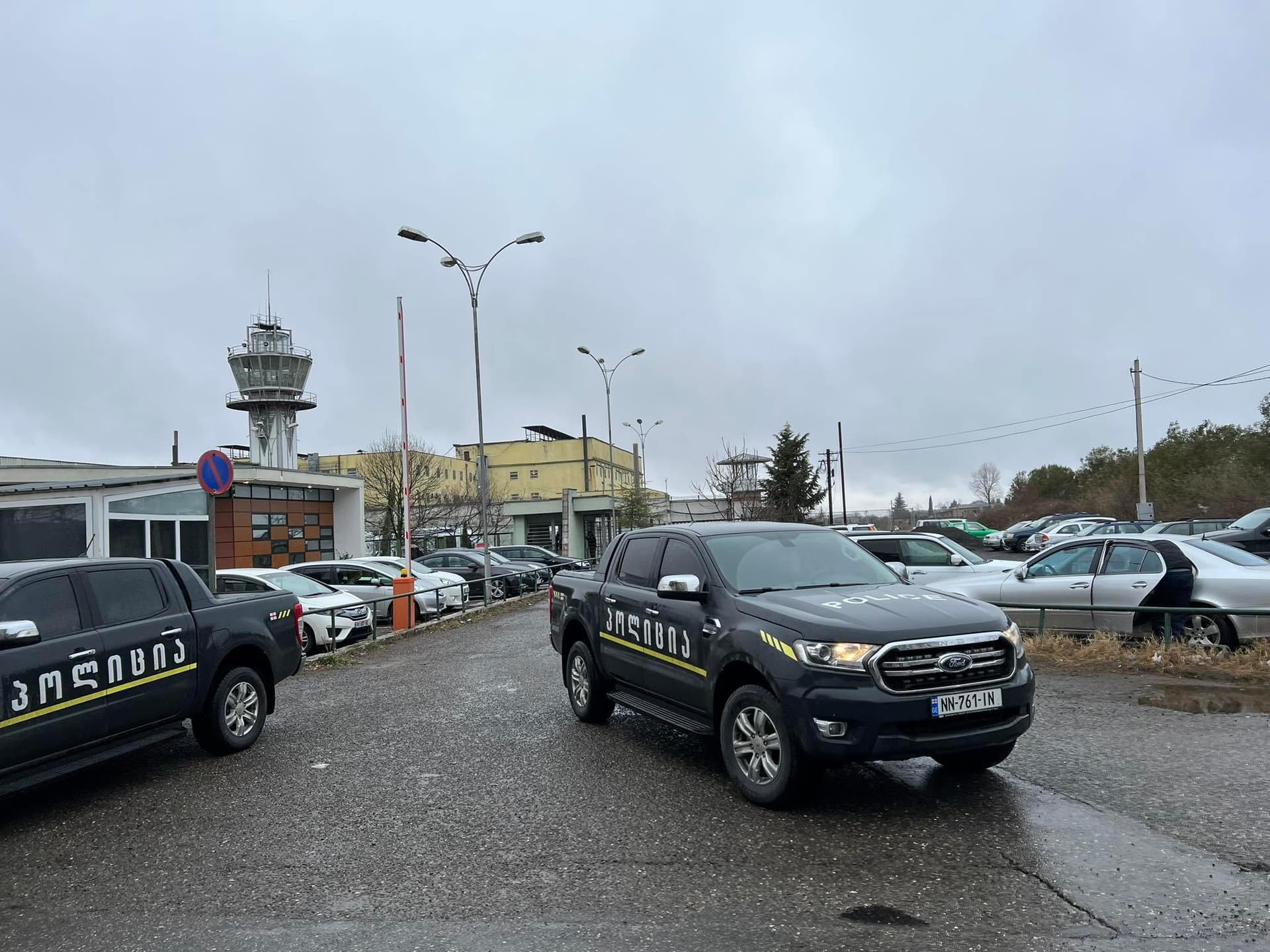 Frontnews image description