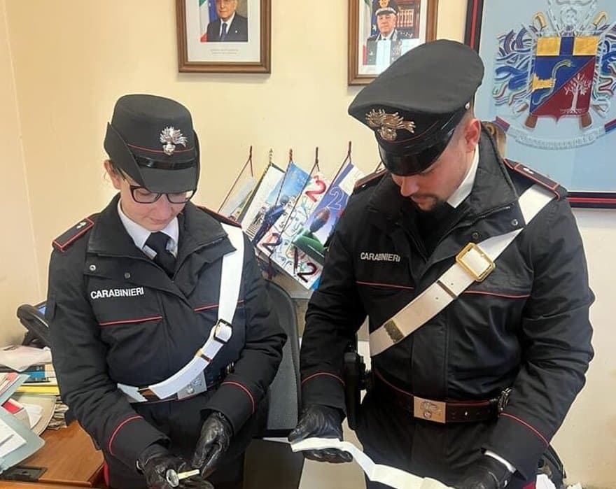 Frontnews image description