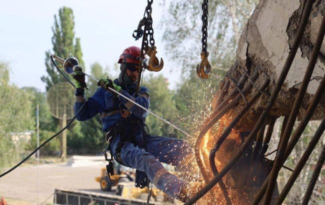 პოლტავაში რუსული დაბომბვის შედეგად დაღუპულთა რიცხვი 54-მდე გაიზარდა, შესაძლოა, ნანგრევების ქვეშ ხალხი კიდევ იყოს