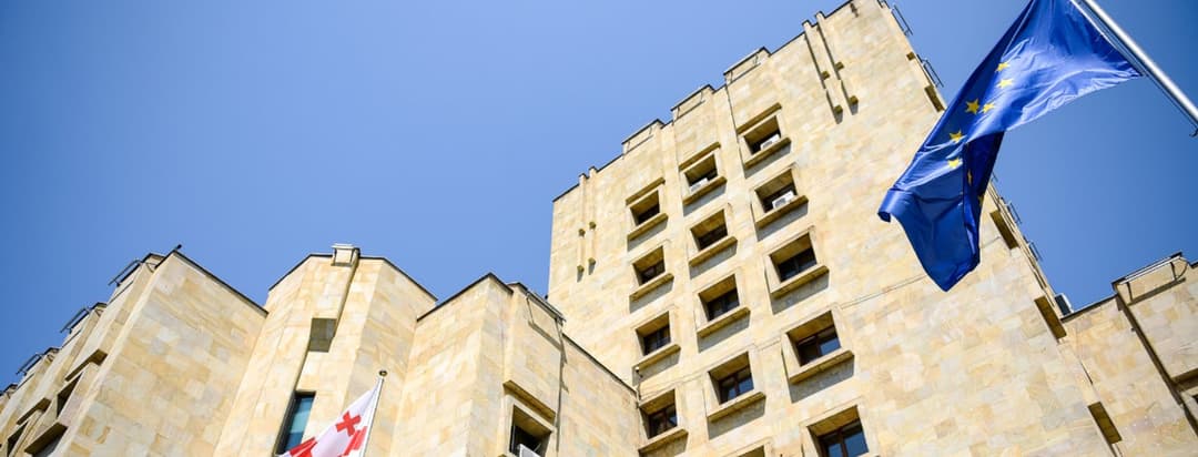 გორში დიდი ბრიტანეთის მოქალაქის მკვლელობის ფაქტზე ბრალდებულებს თავისუფლების 20 და 21 წლით აღკვეთა მიესაჯათ