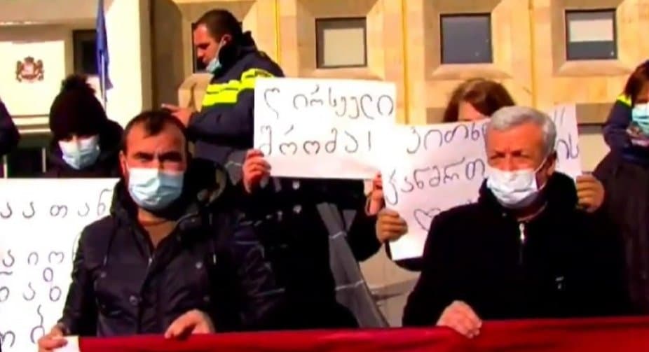 სოციალური მომსახურების სააგენტოს თანამშრომლებმა პროტესტი შეწყვიტეს