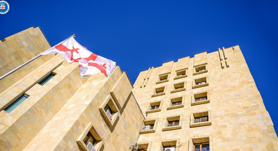 პროკურატურამ თექვსმეტი წლის ასაკს მიუღწეველთან სქესობრივი კავშირის დამყარების ფაქტზე ერთ პირს ბრალდება წარუდგინა