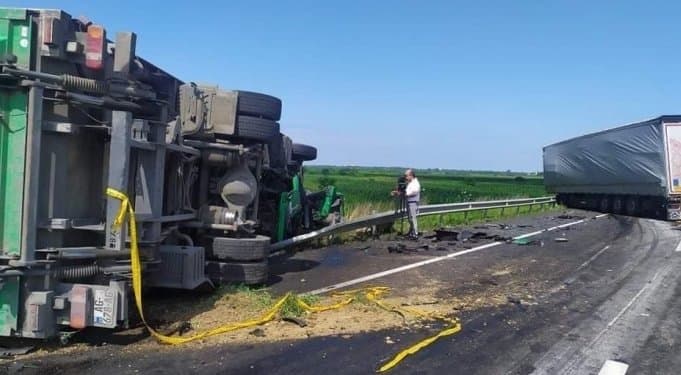 ქობულეთში ორი ტრაილერის შეჯახების შედეგად ერთი ადამიანი გარდაიცვალა