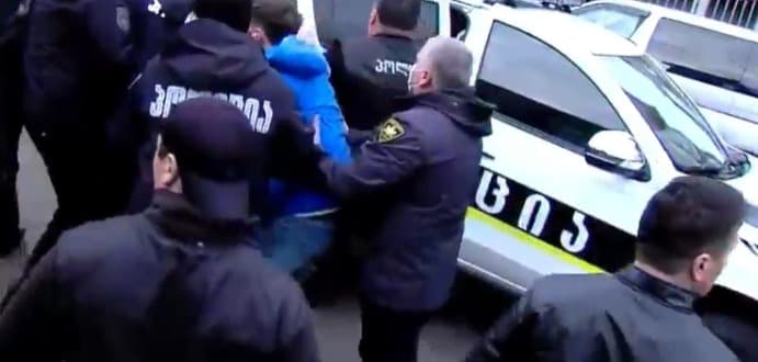 Frontnews image description