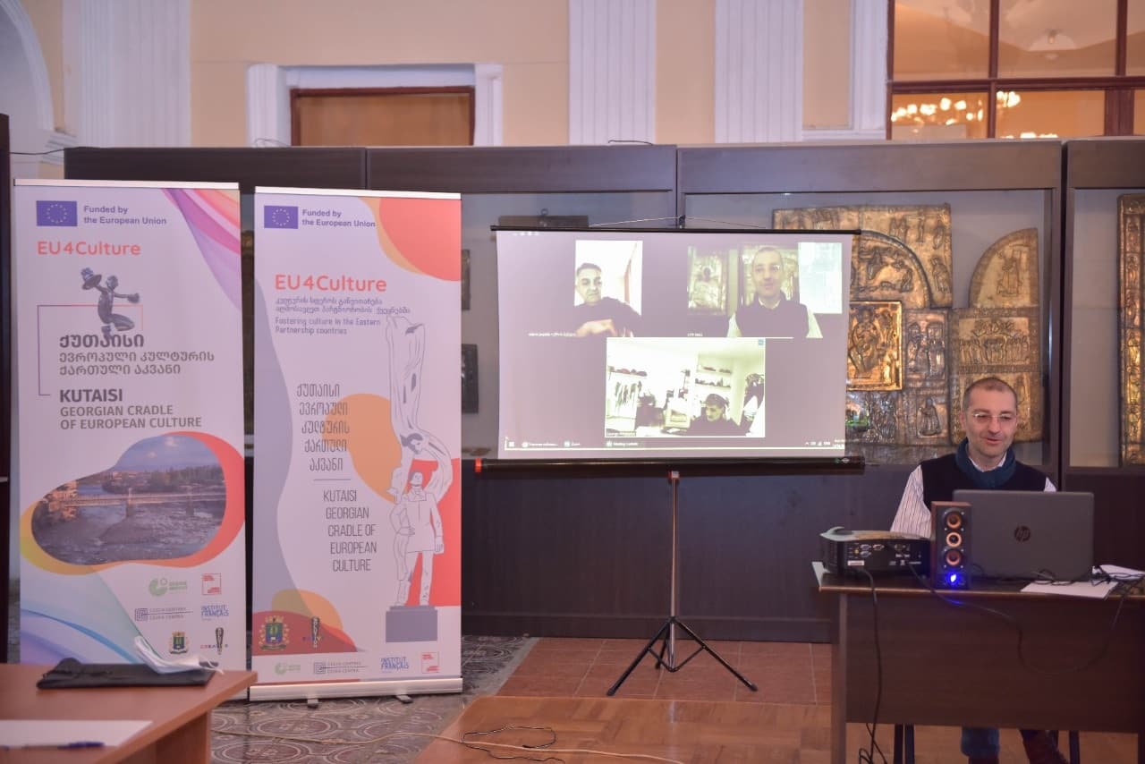 Frontnews image description