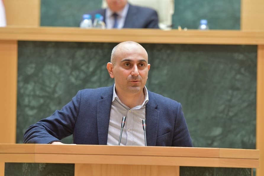 ალექსანდრე რაქვიაშვილი – სალომე ზურაბიშვილის აღქმა როგორც ოპოზიციონერის ან ოპოზიციის გამაერთიანებლის, ძალიან უხერხულად გამოიყურება