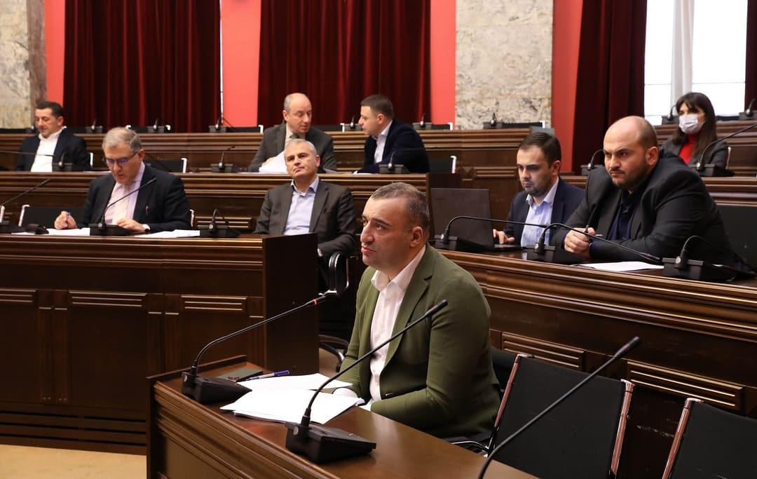 იურიდიულ საკითხთა კომიტეტმა “სისხლის სამართლის საპროცესო კოდექსში“ შესატანი ცვლილების დაჩქარებული წესით განხილვა დაიწყო