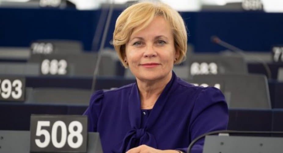 რასა იუკნევიჩიენე – როგორც ჩანს, “ქართული ოცნებისთვის” უფრო მნიშვნელოვანია დაიცვან ბიძინა ივანიშვილი, ვიდრე საკუთარი ქვეყანა