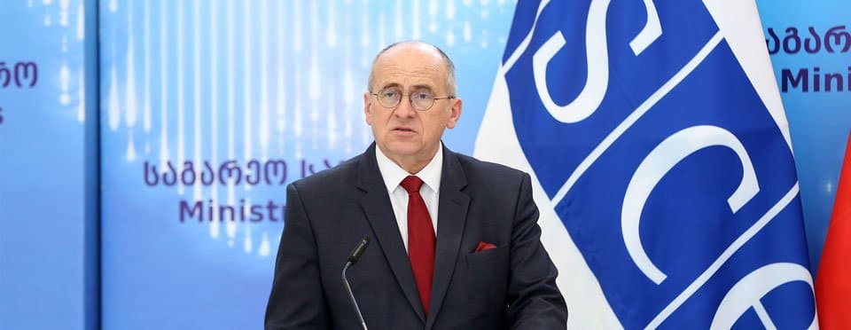 ზბიგნევ რაუ – ტანკებისა და მავთულხლართების ენა არღვევს საერთაშორისო სამართლის ძირითად პრინციპებს