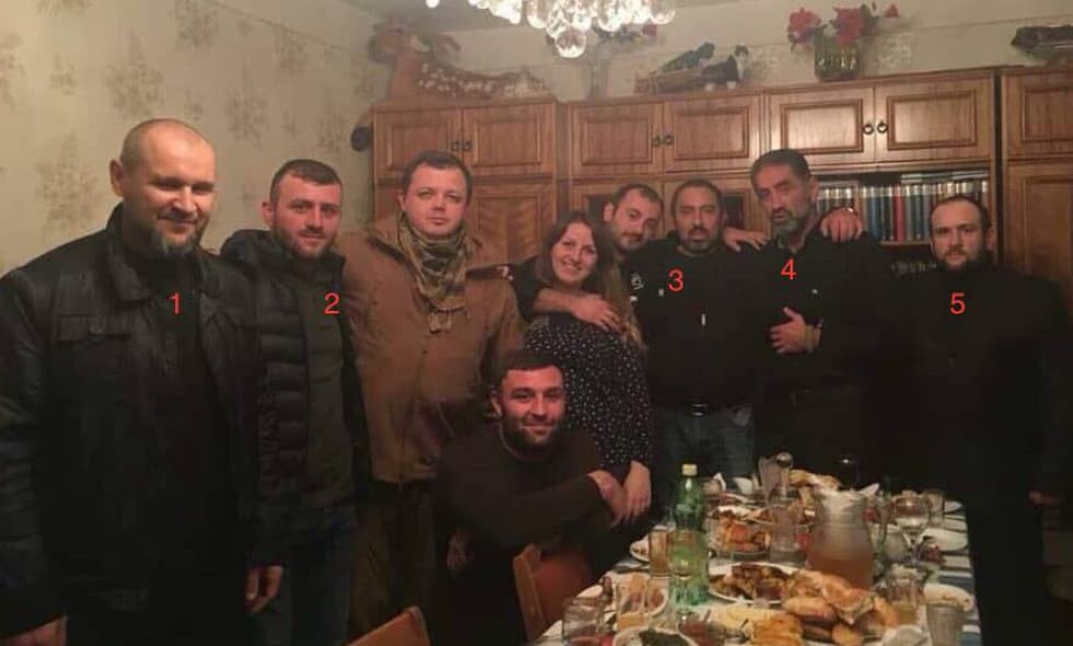 სემენჩეკოს “ტიტუშკები” ოპოზიციისთვის თუ ძმათნაფიცების შეხვედრა? როგორ დააკავეს საქართველოში უკრაინელი დამნაშავეები