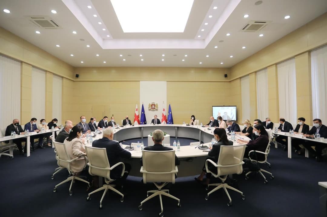 უწყებათაშორისი საკოორდინაციო საბჭო მოქალაქეებს მოუწოდებს, კვლავაც ატარონ პირბადე ხალხმრავალი შეკრების ადგილებში