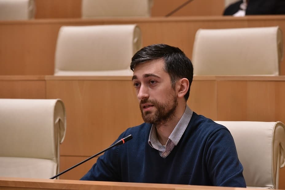 Frontnews image description