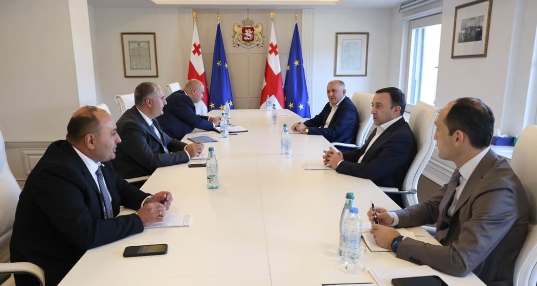 მთავრობის ადმინისტრაციაში ეკონომიკური საბჭოს სხდომა გაიმართა