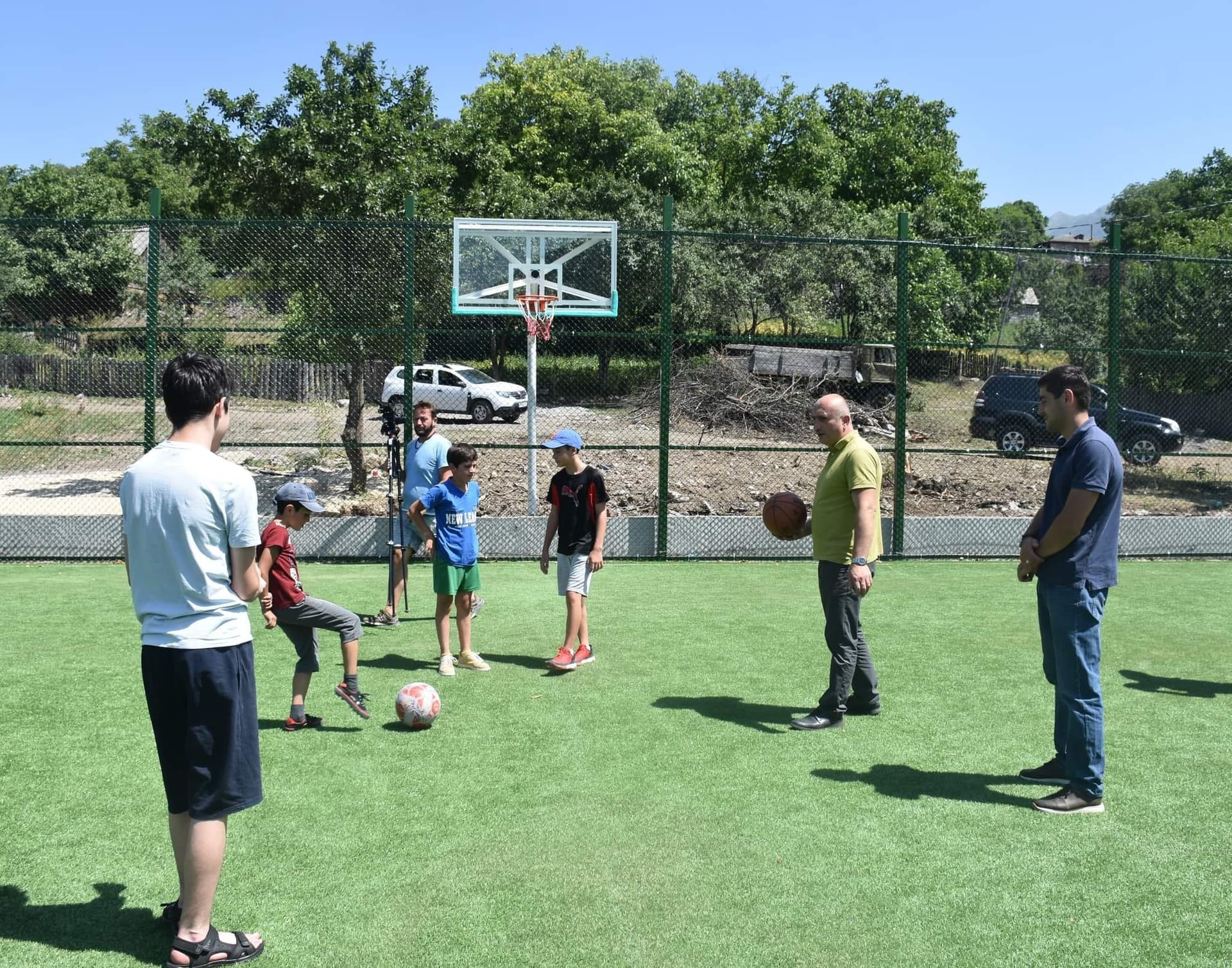 Frontnews image description