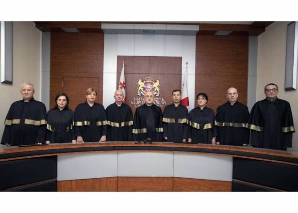 საკონსტიტუციო სასამართლომ დაადგინა, რომ პრეზიდენტმა კონსტიტუცია დაარღვია