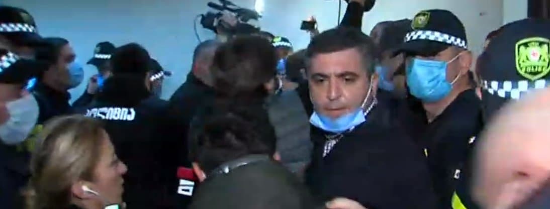 Frontnews image description