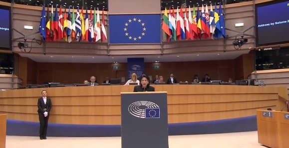 Frontnews image description