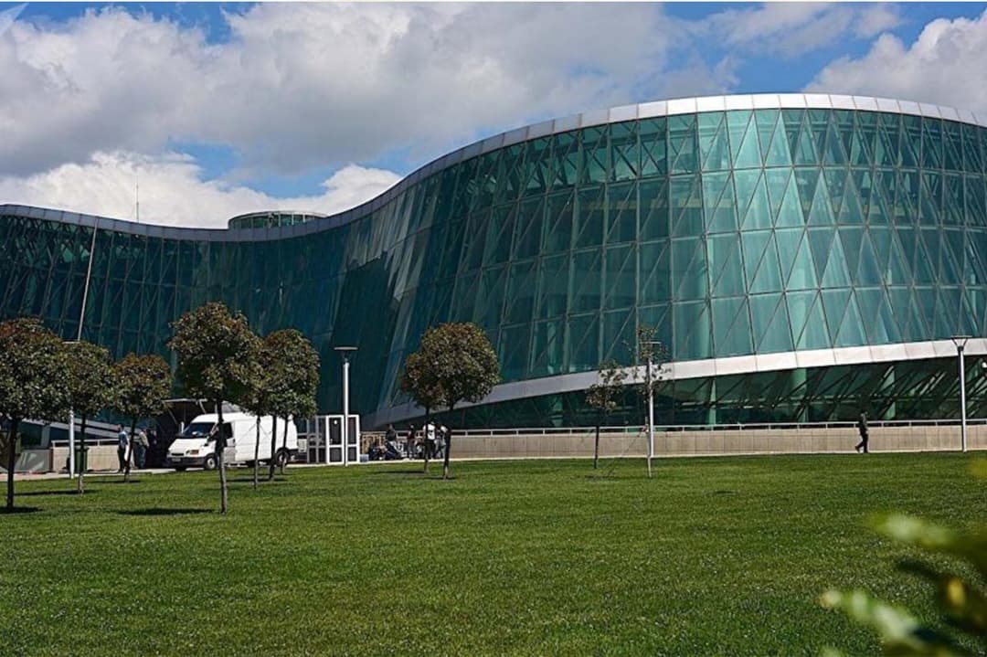 შსს-მ იზოლაციისა და კარანტინის წესების განმეორებით დარღვევის გამო ბათუმში ორი სარიტუალო დარბაზი დალუქა