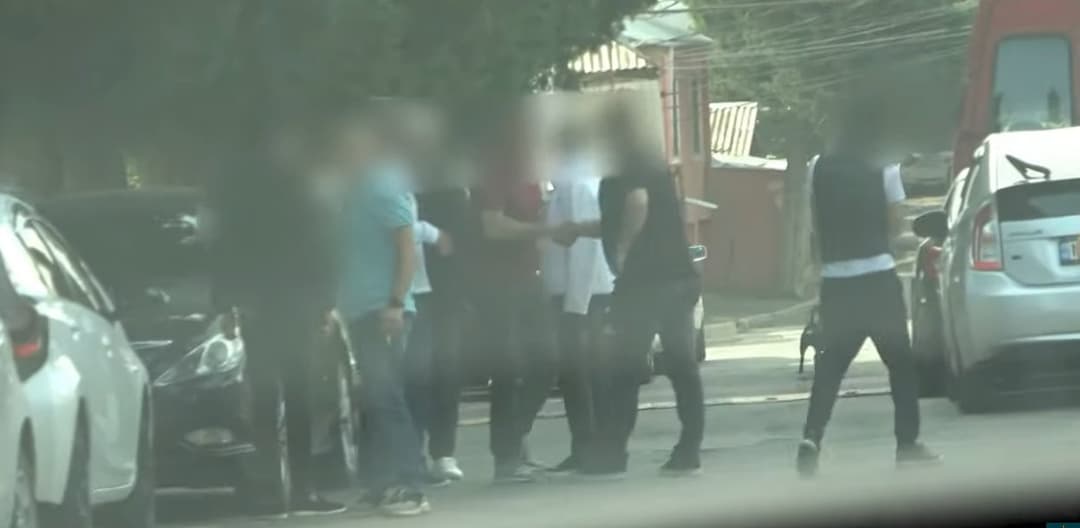 შსს-მ ”ქურდულ სამყაროსთან” კავშირში მყოფი 7 პირი დააკავა, ორს კი ბრალი დაუსწრებლად წარედგინა