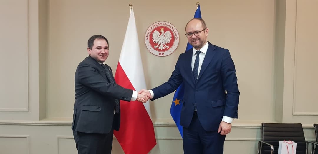ნიკოლოზ სამხარაძე ვარშავაში პოლონეთის საგარეო საქმეთა მინისტრის მოადგილეს შეხვდა