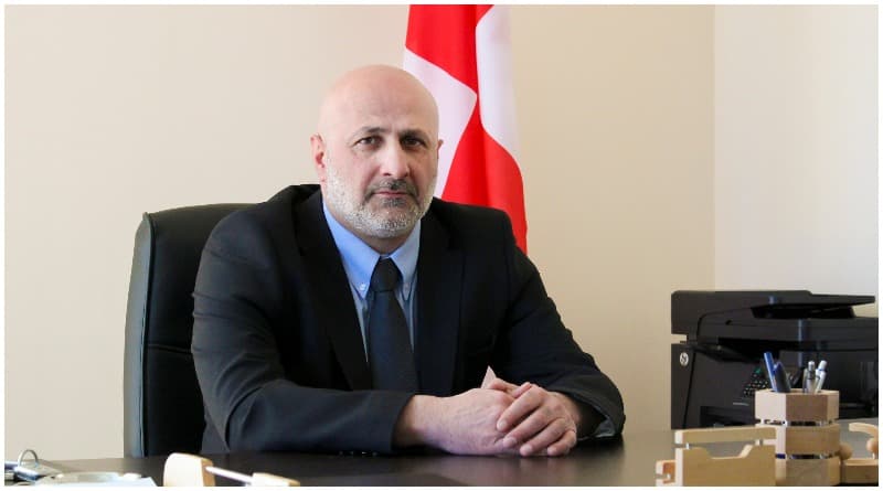 სამგორის გამგებელი – ჩვენ ამ სიტყვებით ვესაუბრებით ერთმანეთს, მეგობრები, სულხან საბა ორბელიანის განმარტებით ლექსიკონში ეგ ნიშნავს ჩიტს