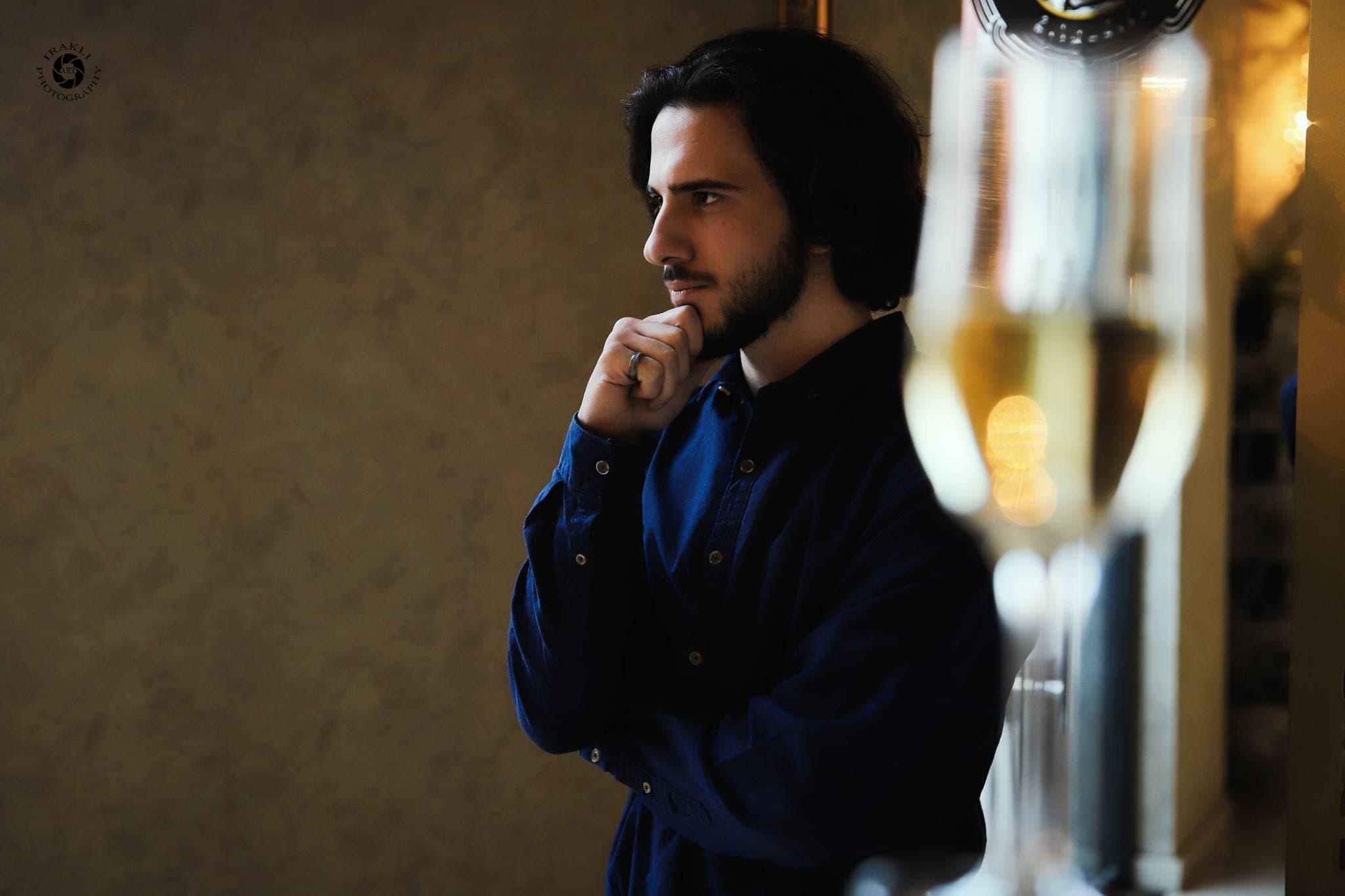 Frontnews image description