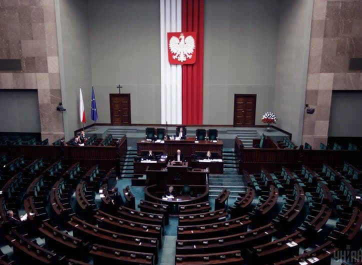 პოლონეთის სეიმმა პუტინი სამხედრო დამნაშავედ გამოაცხადა