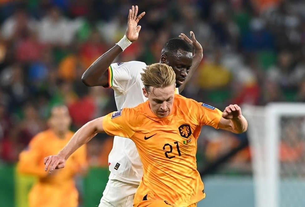 Frontnews image description