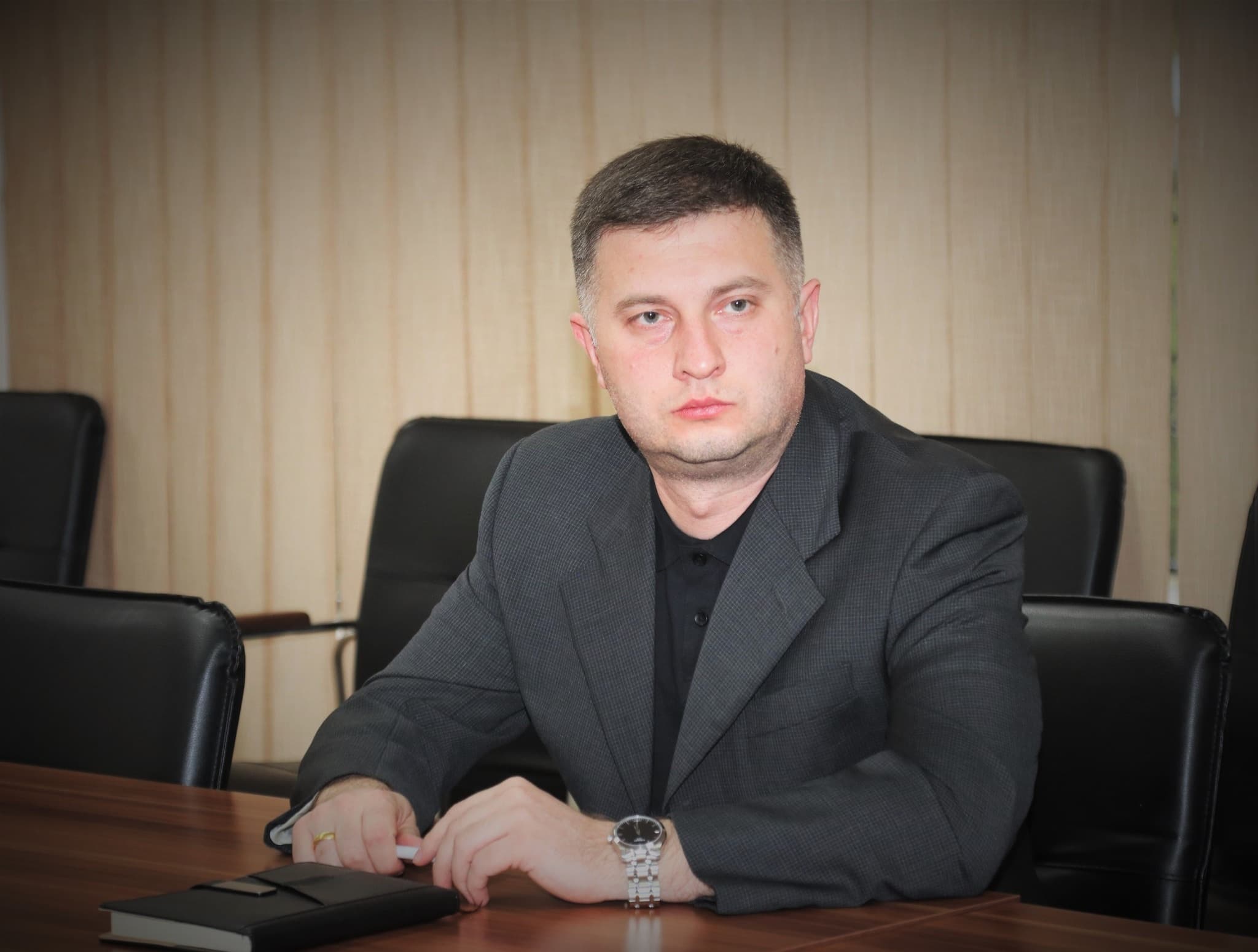 Frontnews image description