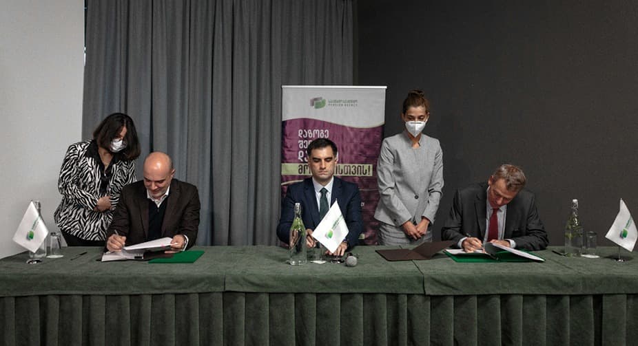 საპენსიო სააგენტომ და “საქართველოს ბანკმა” სპეციალიზირებული დეპოზიტარის მომსახურების ხელშეკრულება გააფორმეს