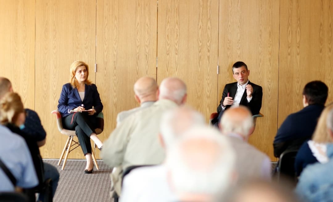 გიორგი გახარიამ დევნილებს დეოკუპაციის საკითხთან დაკავშირებით პარტიის სტრატეგიული ხედვა გააცნო