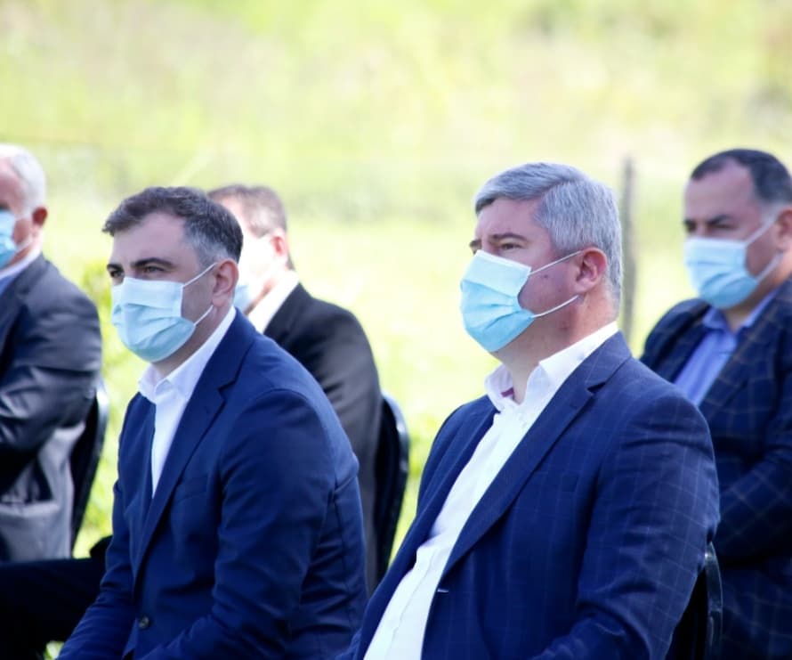 Frontnews image description