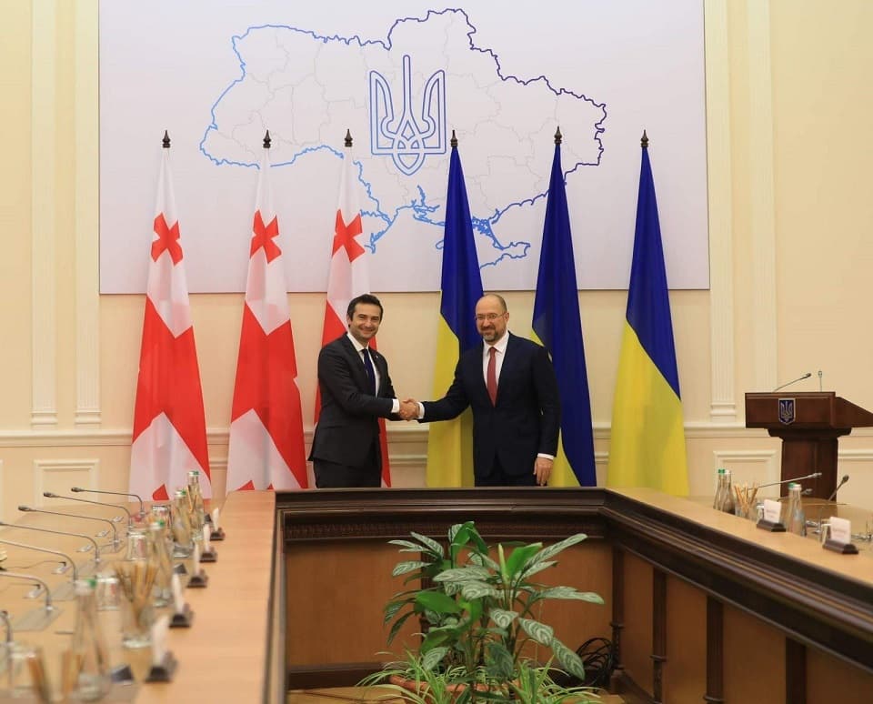 Frontnews image description