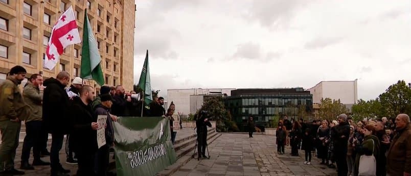 შქმერის მოსახლეობა მოითხოვს, სოფელში მანგანუმის მოპოვება შეწყდეს